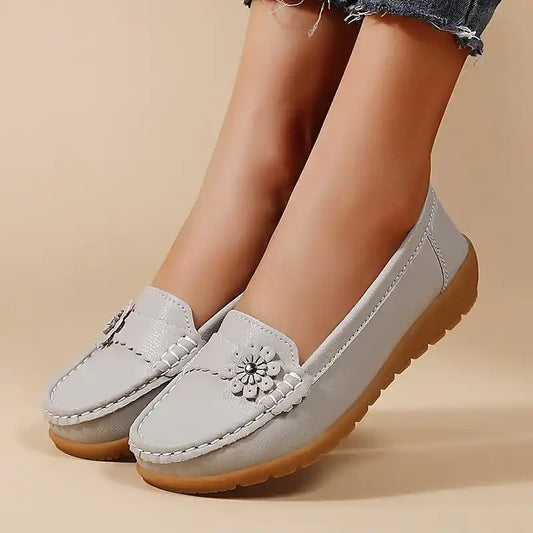 Women's soft sole comfortable leather shoes
